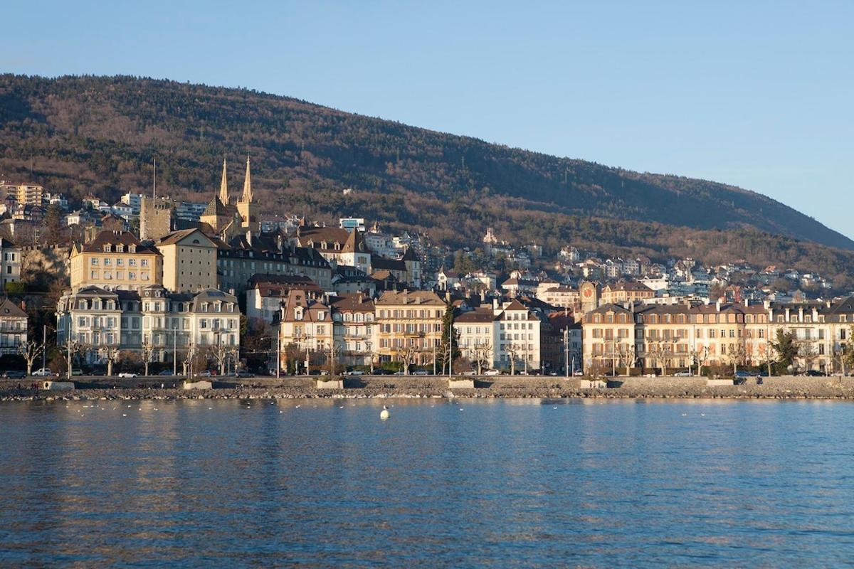 City Centre With Lake View Appartement Neuchâtel Buitenkant foto